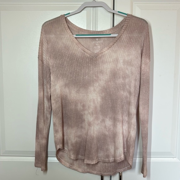 American Eagle Outfitters Tops - AE Soft and Sexy Shirt (M)